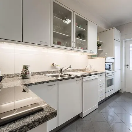 Guestready - Stroke Of Genius Duplex Apartment Porto