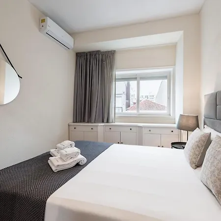 Guestready - Stroke Of Genius Duplex Apartment
